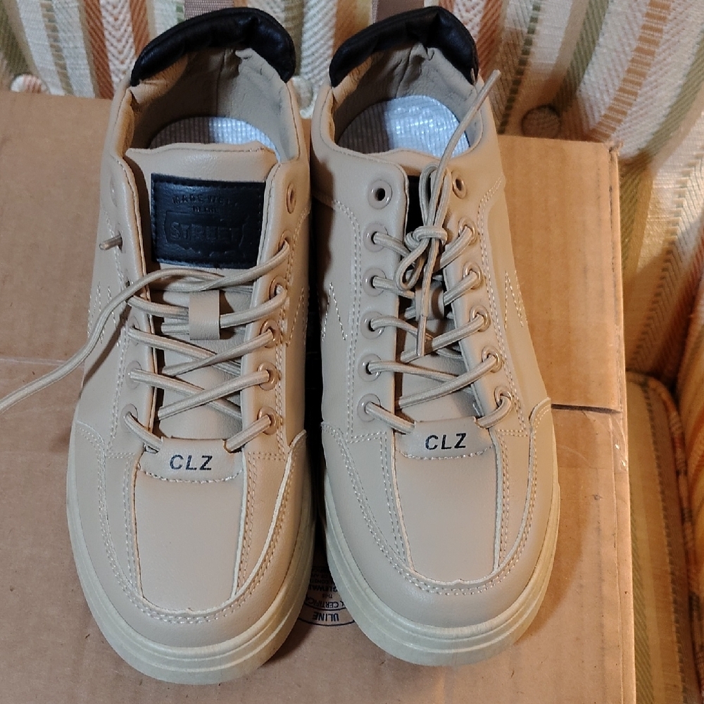 Men's Beige Casual Shoes